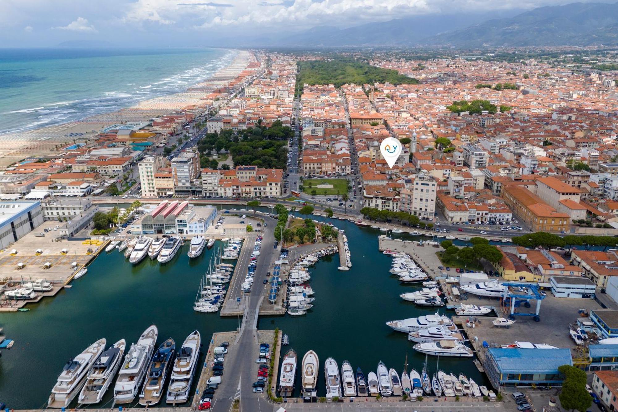 Suite Ondina Viareggio Apartments - Happy Rentals Dış mekan fotoğraf